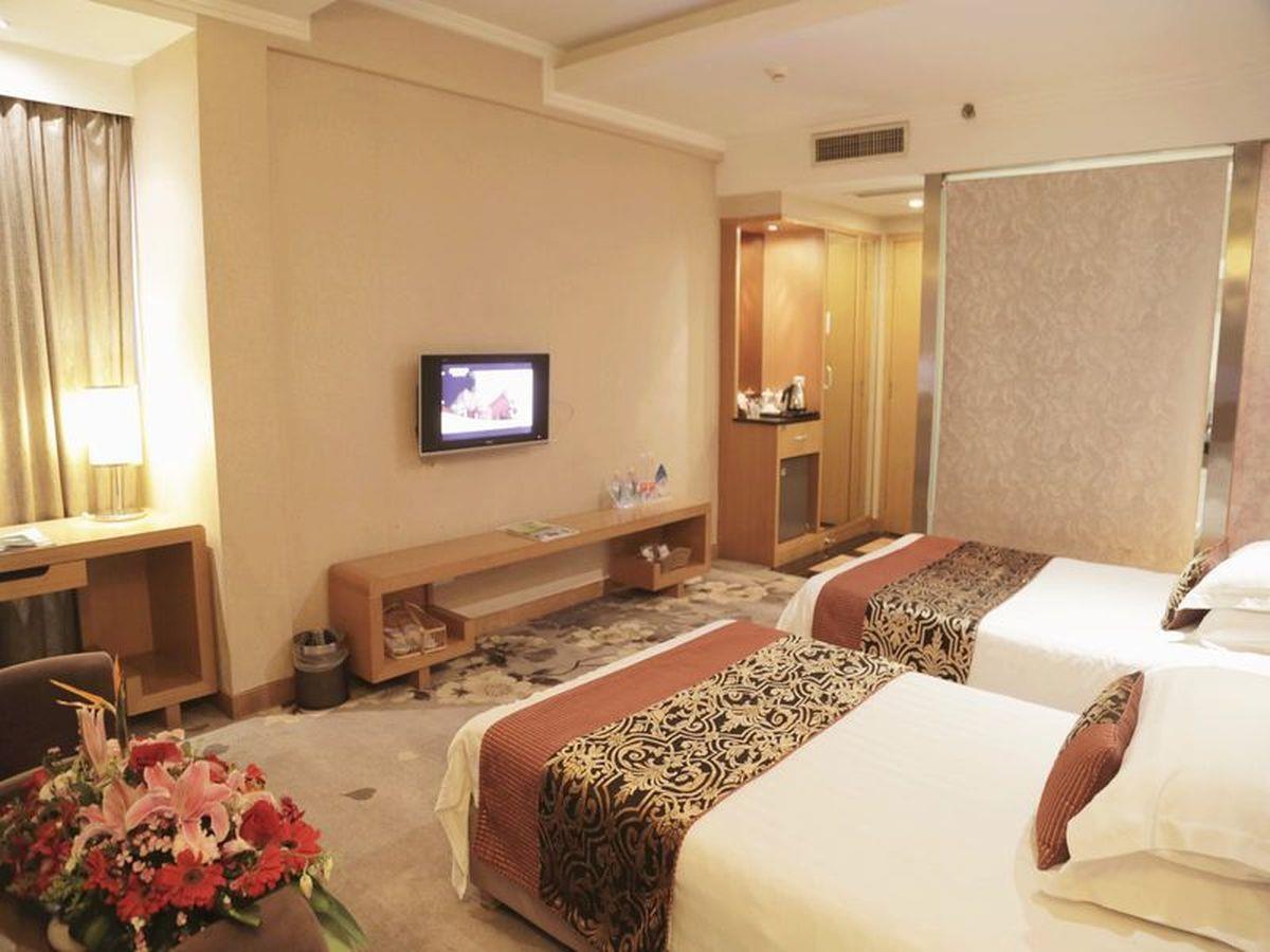 Yiwu Kasion Pushang Hotel Exterior photo