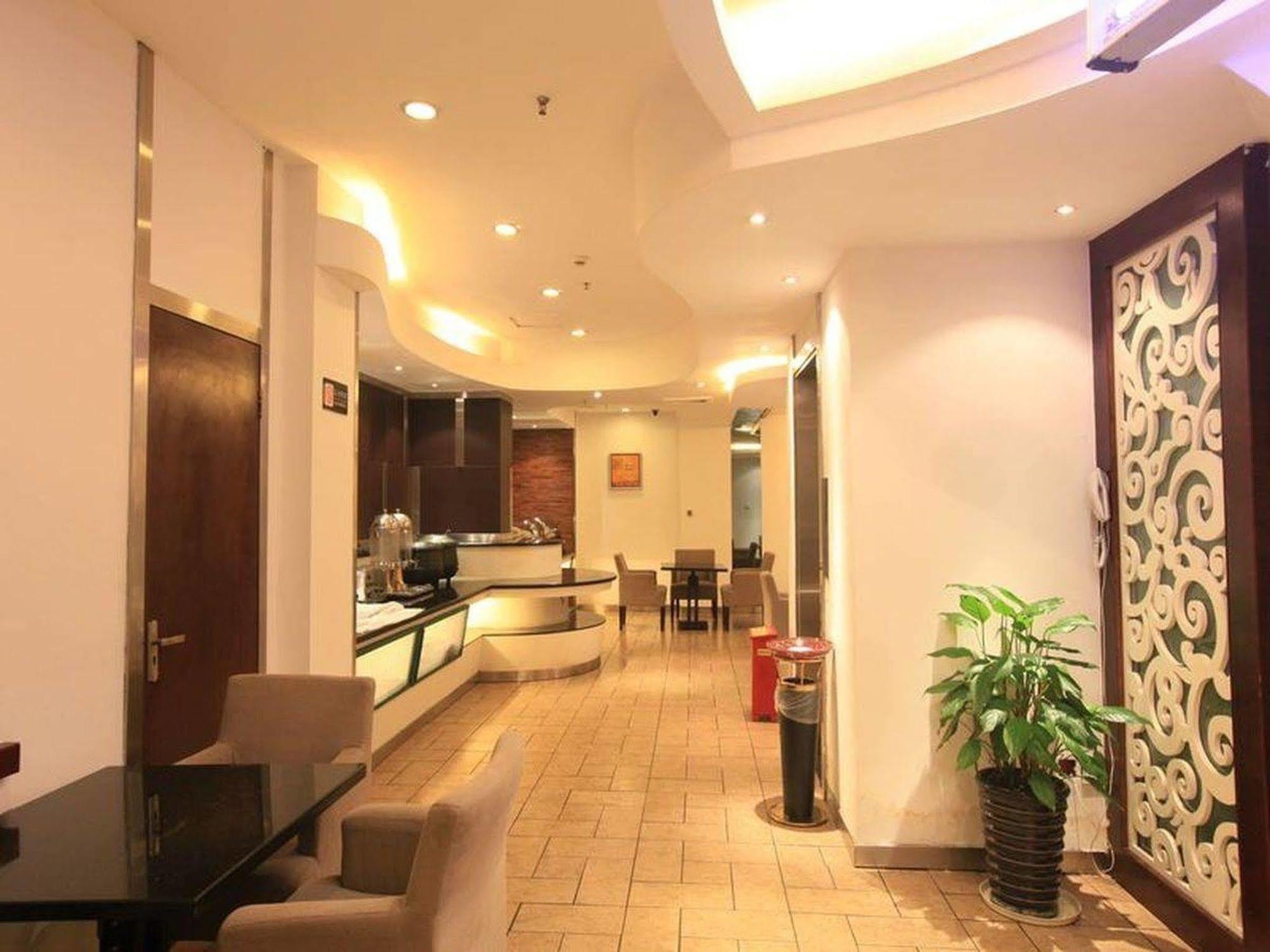 Yiwu Kasion Pushang Hotel Exterior photo